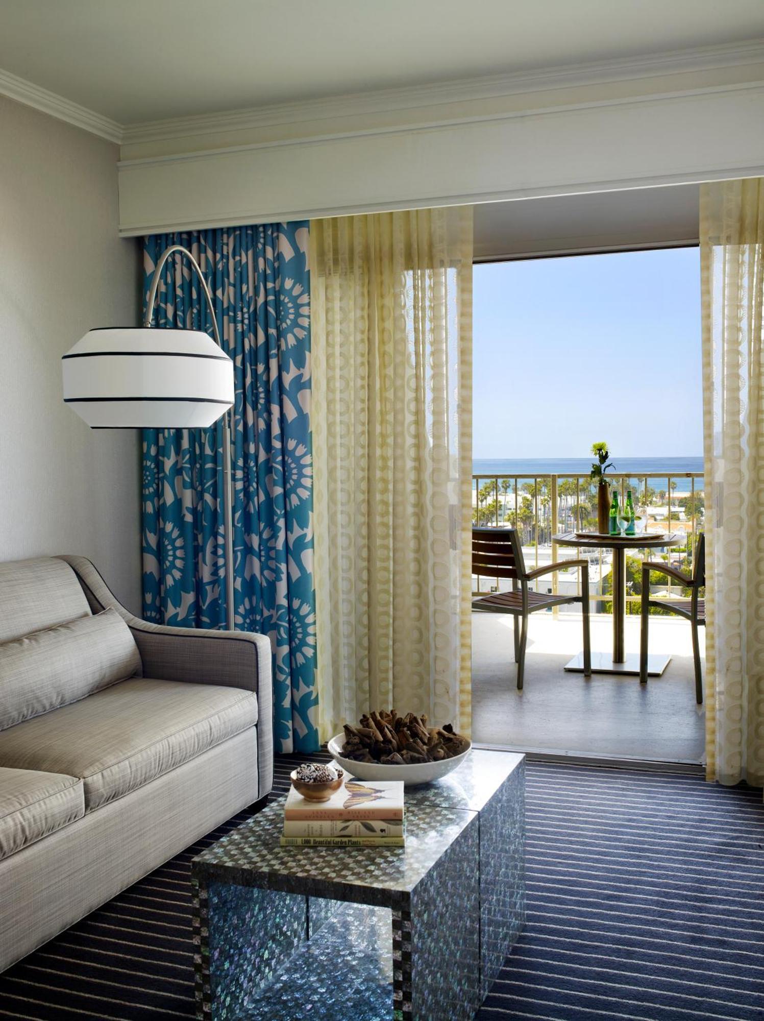 Hyatt Centric Delfina Hotel
